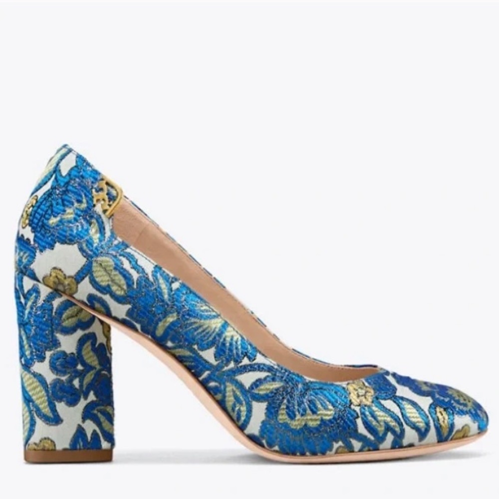 Brand new! Tory Burch Elizabeth Printed round toe Pump